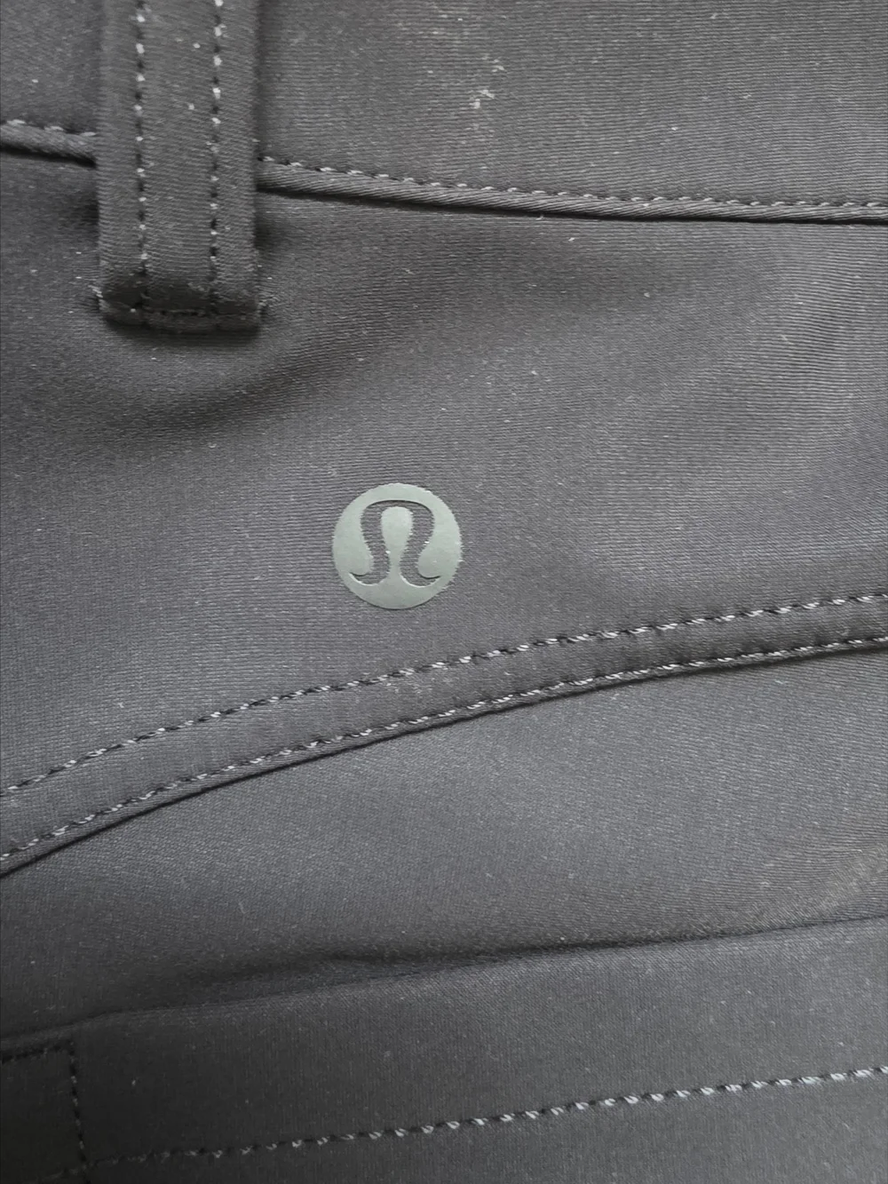Lululemon City Sleek 5 Pocket 7/8 Pant in Black Size 25